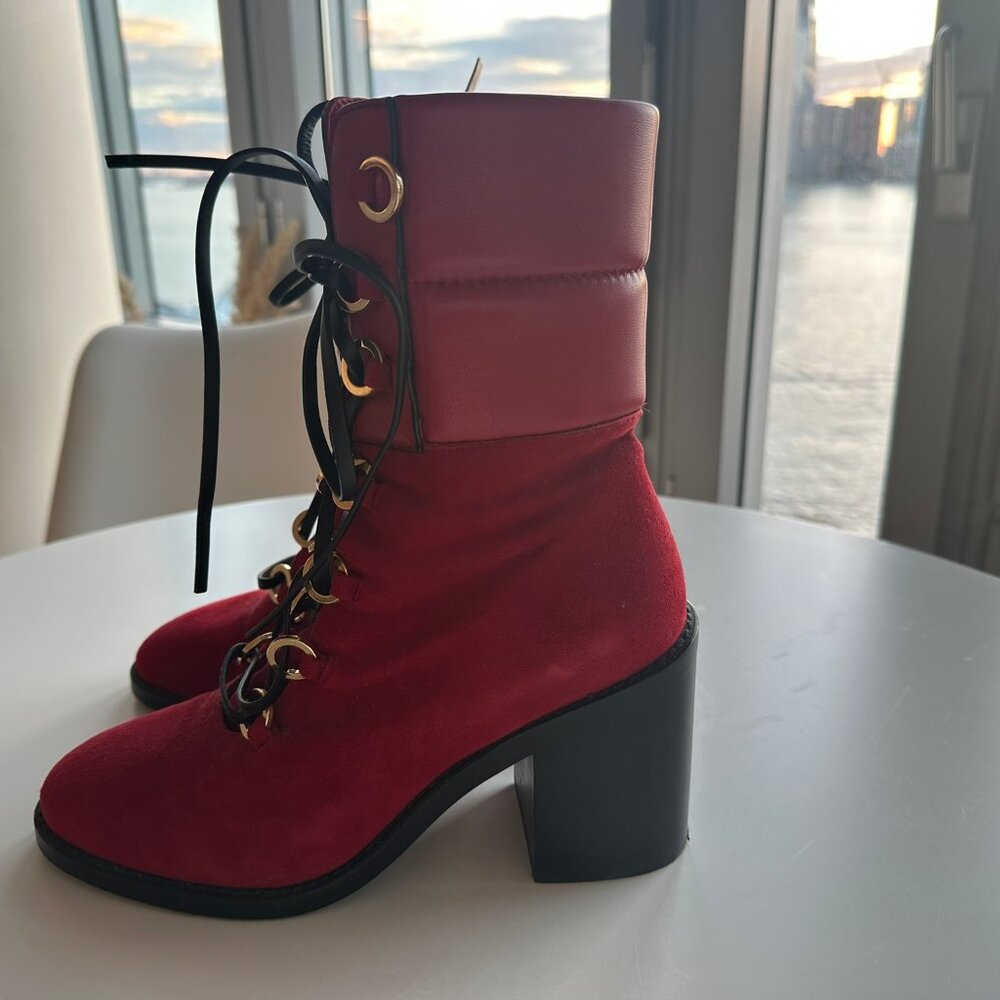 Women’s Stuart Weitzman Suede Combat Booties Shoes 8M